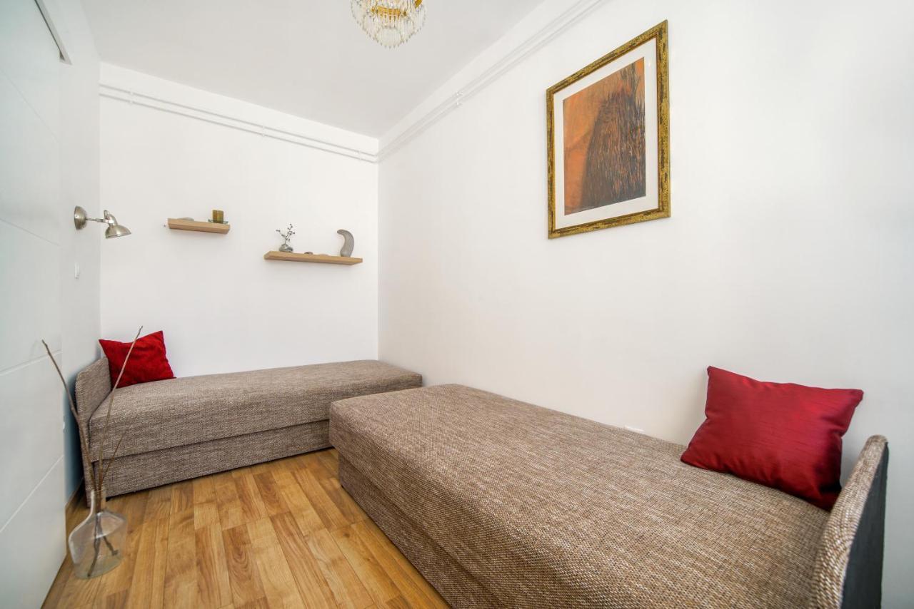 Апартаменты Illy Apartman Эгер Экстерьер фото