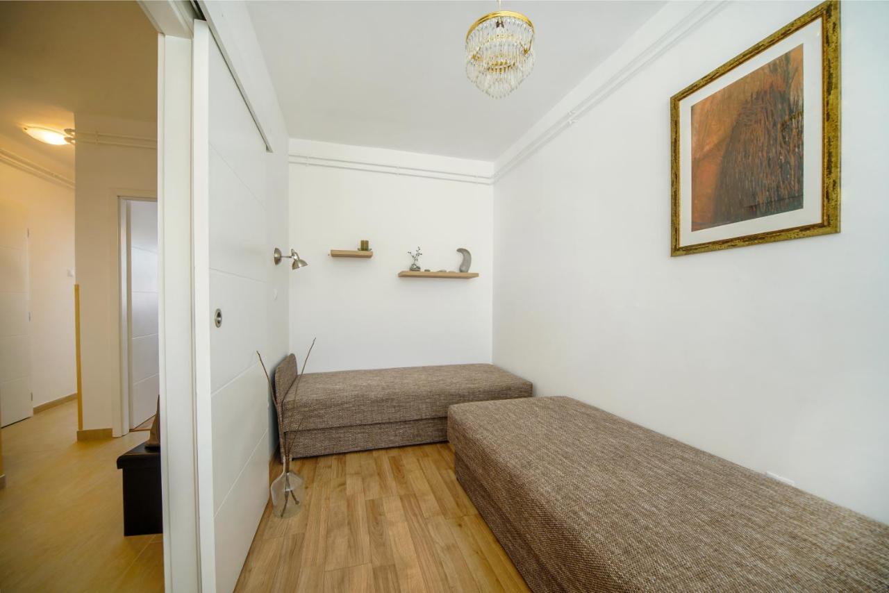 Апартаменты Illy Apartman Эгер Экстерьер фото